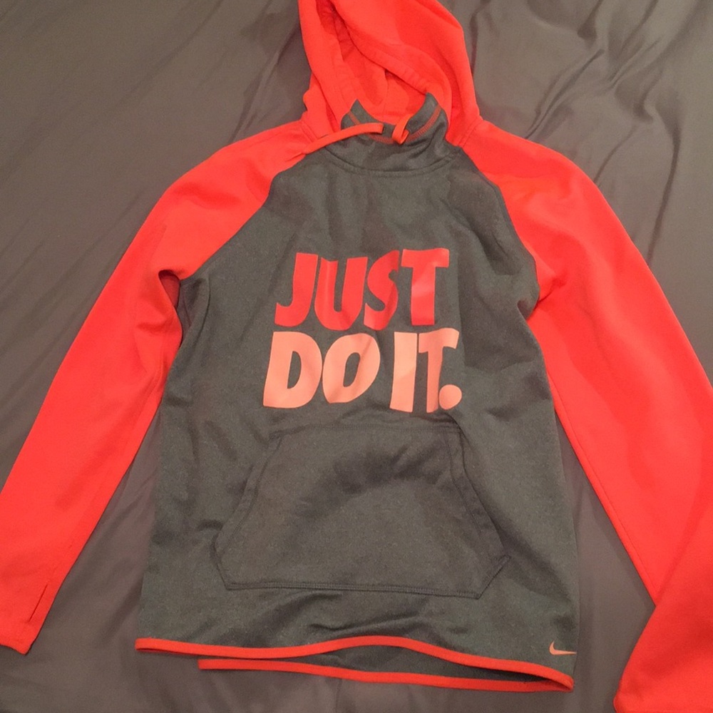 Nike sweatshirt